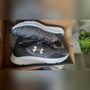 Under armour men UA Charged pursuit 3 Twist SZ 8 (26cm) New in box